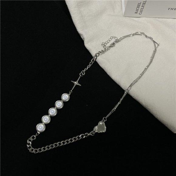 Star and Pearls Necklace - Picture 6 of 9